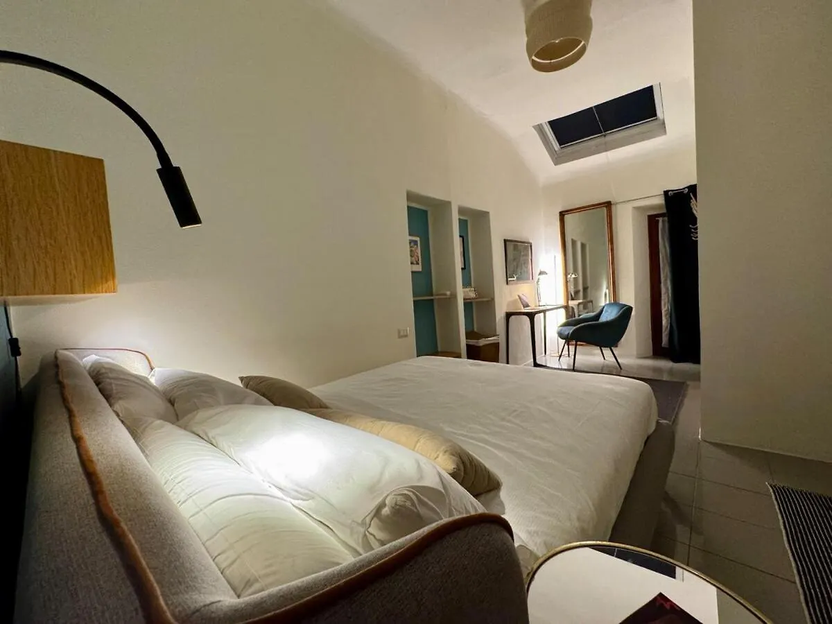 Central, Quiet And Strategic Apartment ميلان 0*,  إيطاليا