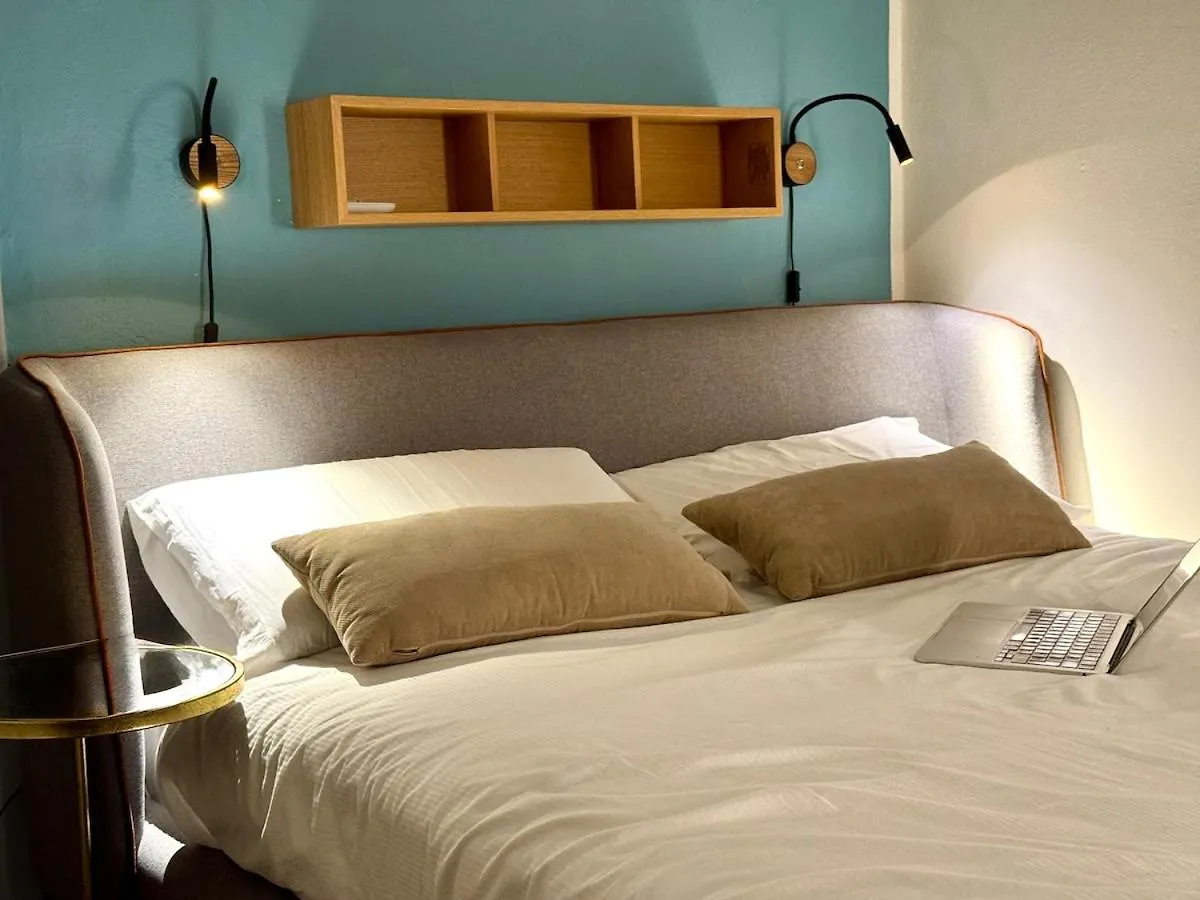 Central, Quiet And Strategic Apartment Milán